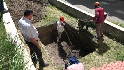 Bin 200'e yakın kiliseye ismi verilmişti, mezarının bulunması için kazılar başladı