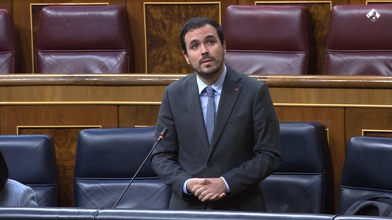 Garzón espera aprobar "en unos meses" el decreto de publicidad del juego