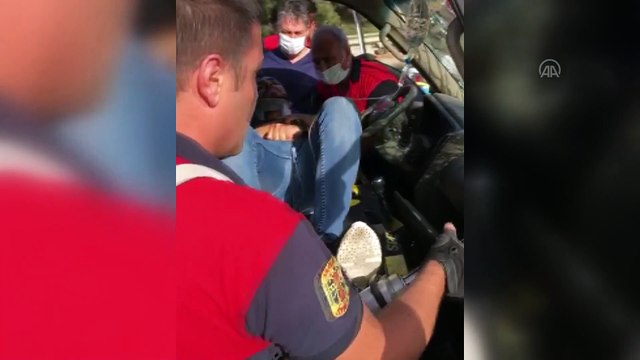 İşçileri taşıyan minibüsle kamyonet çarpıştı: 8 yaralı - MUĞLA