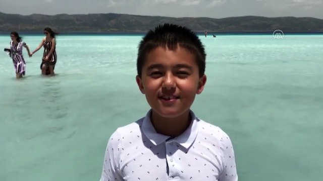 Salda Gölü'ne kontrollü sosyal hayatta ziyaretçi ilgisi - BURDUR