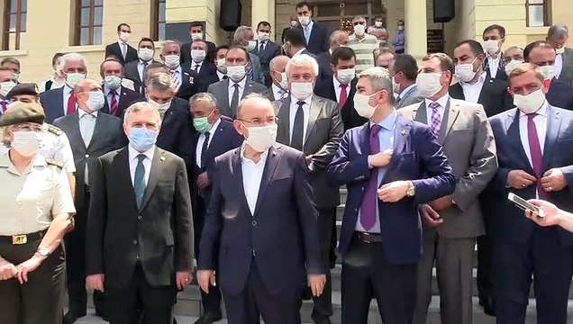 Kastamonu Valisi Yaşar Karadeniz kente veda etti