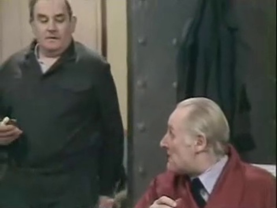 Porridge  -  S3/E1. Ronnie Barker • Richard Beckinsale • Brian Wilde • Fulton Mackay • Christopher Biggins