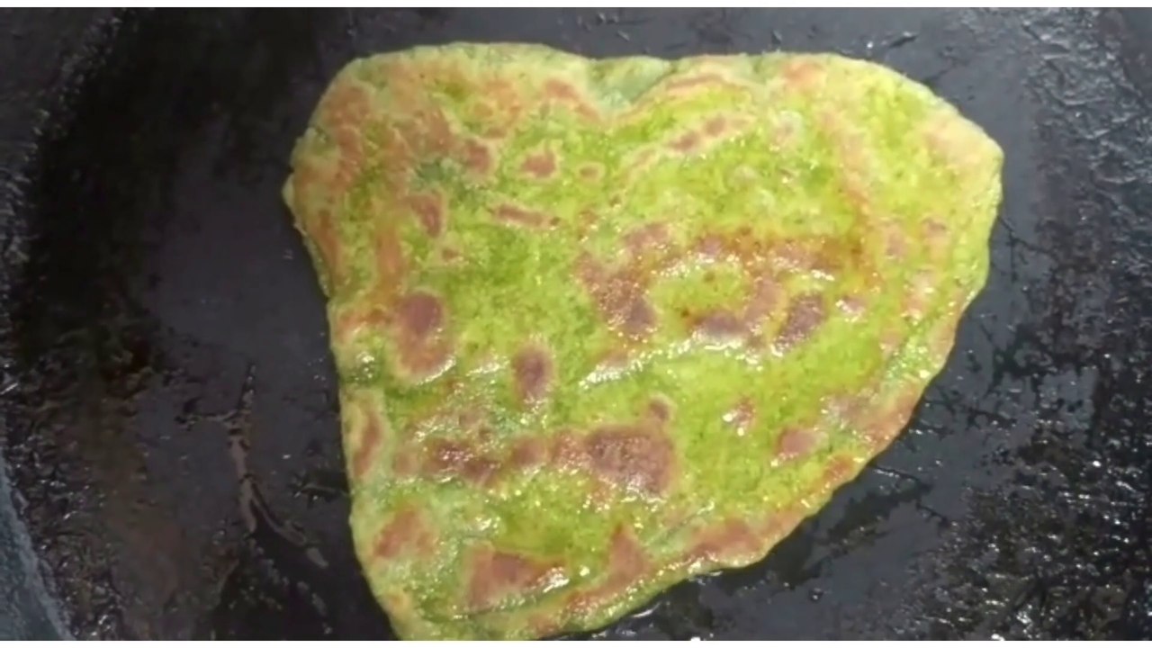 Protein और Vitamins से भरपूर Healthy पराठा बनाने का नया तरीक़ा | Healthy Paratha | Palak Paratha Recipe