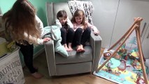Sophia, Isabella e Alice no Quarto do Bebê e Lendo Cartas