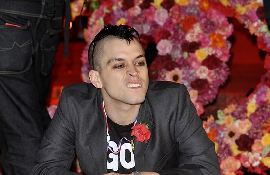 Pete Bennett admits it 'bothers him' Nikki Grahame is the main focus of Big Brother