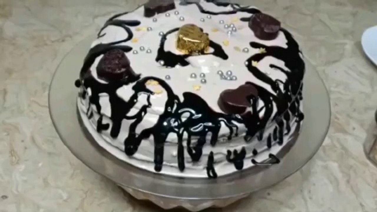 Eggless Chocolate Cream Cake | Recipe of Chocolate Cake| How to make easy Chocolate Cake