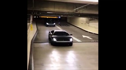 Grâce à sa Lamborghini il ne paye pas les parkings