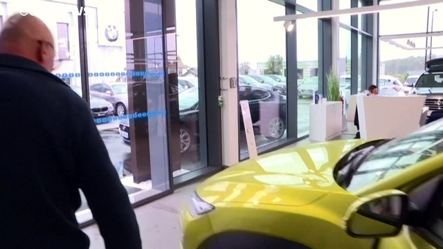 В Европе упали продажи новых автомобилей