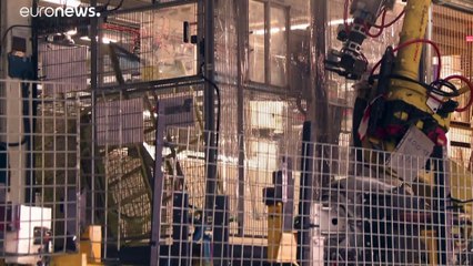 Vizsgálja az uniós versenyhatóság az autóipari óriások egyesülését