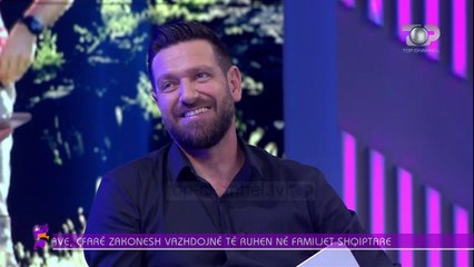 Lule të shoqes për përvjetor, të ftuarit bëjnë “gafa” me urimet!