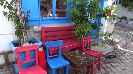 Binlerce turistin akınına uğrayan Bozcaada eski günlerini arıyor