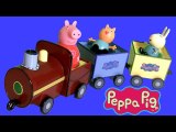 Peppa Pig Pull-Along Wobbily Train Nickelodeon Weebles Wobbly ♥ Il Treno di Nonno Pig