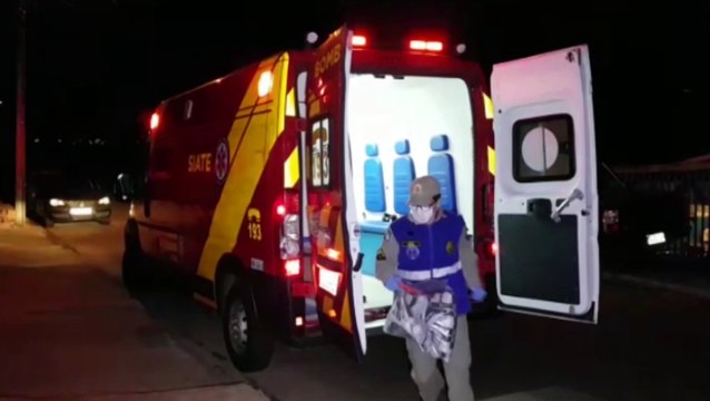 Idoso de 78 anos é socorrido após sofrer queda em banheiro de residência