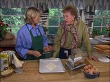 Baking With Julia Season 3 Episode 2: A Three-Tiered Wedding Cake with Martha Stewart, Part 2