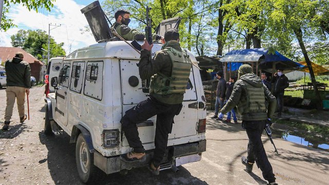 JK: Encounter started against terrorists in Avantipoa