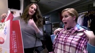 Old Navy Commercial Amy Schumer Shopping for Gifts