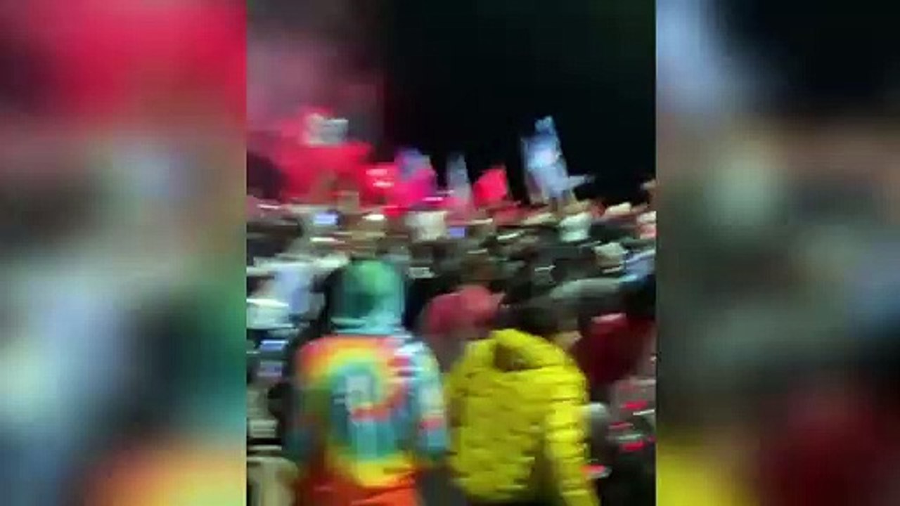 Les tifosi du Napoli en feu après la victoire en Coupe d'Italie