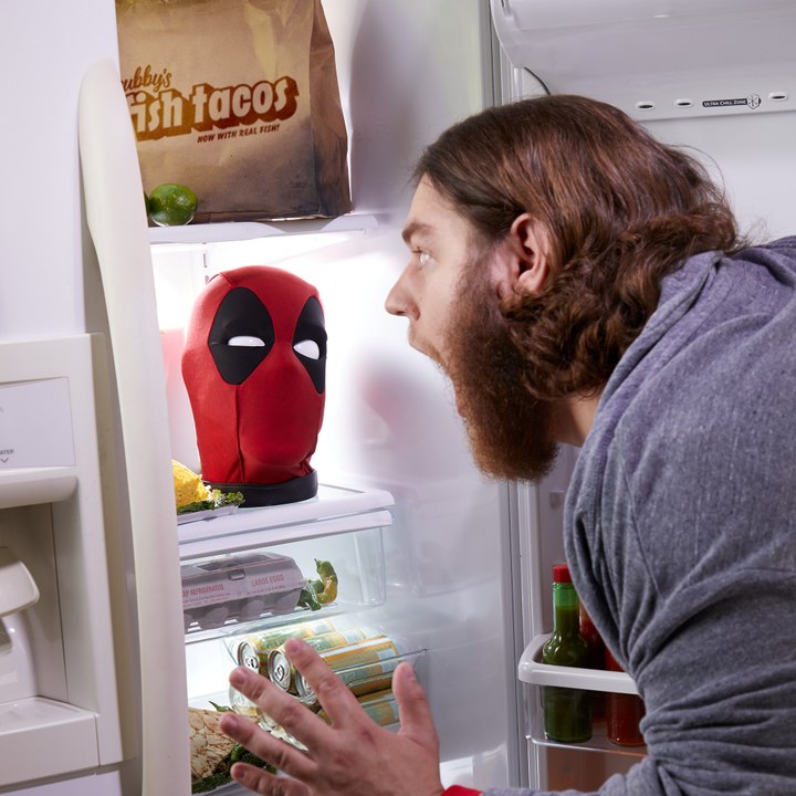 Deadpool-Kopf: Demo-Video des Superhelden-Spielzeugs Englisch English (2020)