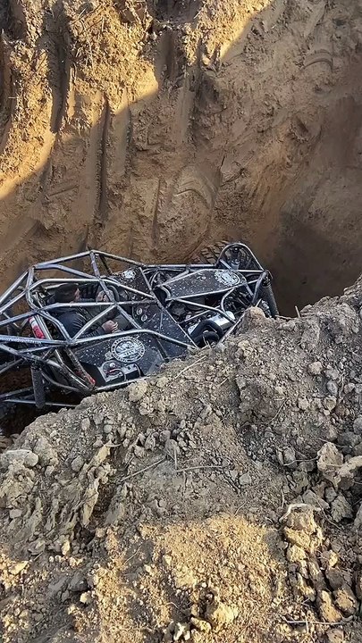 Rock Bouncer Does a Gravity Defying Climb