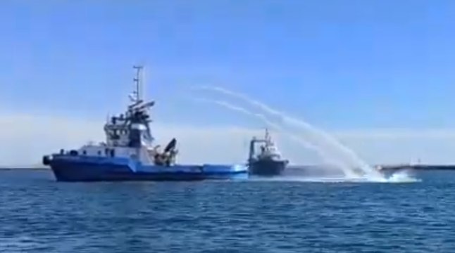 Porto Torres (SS) - Incendio su nave mercantile , esercitazione dei Vigili del Fuoco (18.06.20)