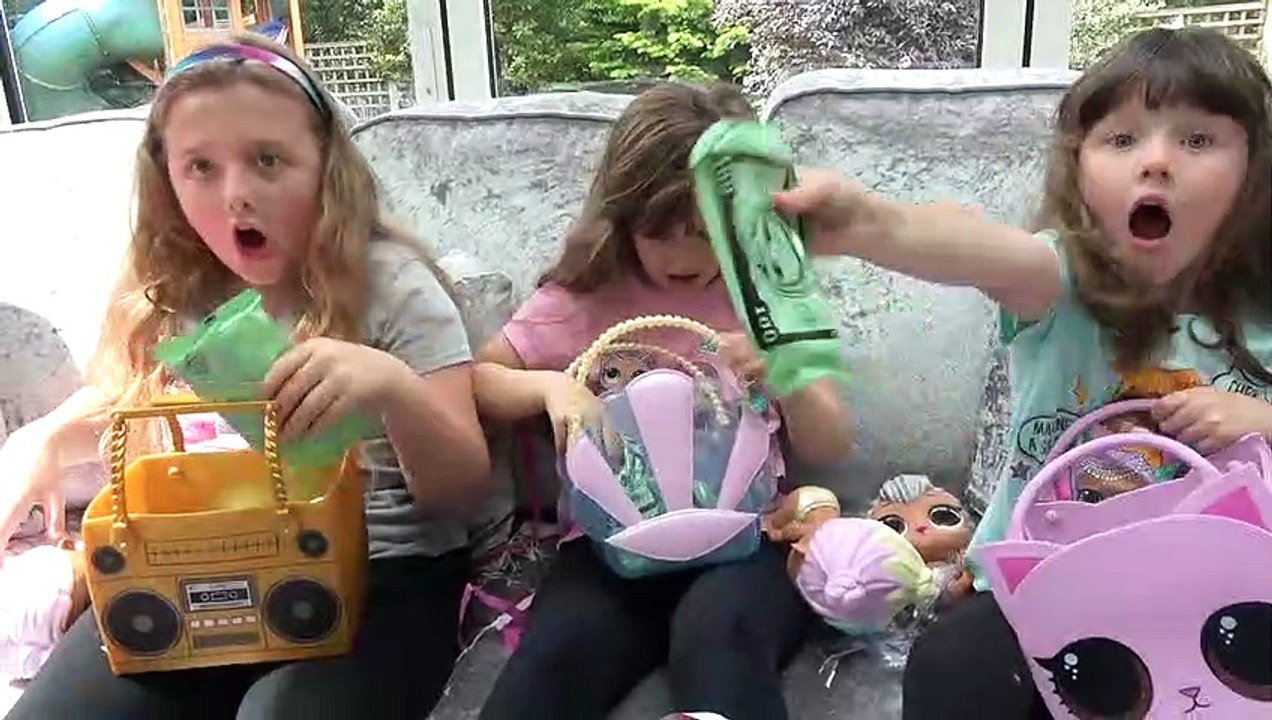 OMG!  LOL Surprise Caixa Surpresa O que está dentro com Sophia, Isabella e Alice