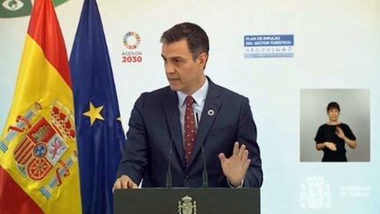 El Gobierno presenta un plan para ayudar al turismo con 4.262 millones