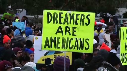 El Supremo de EEUU deniega el plan de Trump para suspender el programa DACA para los "soñadores"
