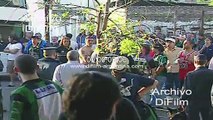 Hinchas de Chicago fuera del estadio al finalizar el partido con Tigre 2000