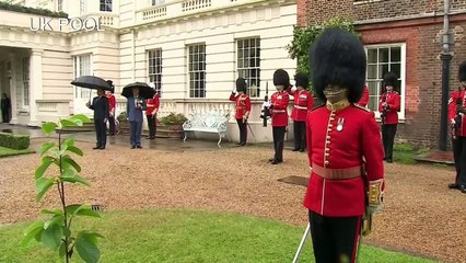 ماكرون يقيم مراسم في باريس ولندن في ذكرى نداء الجنرال ديغول عام 1940