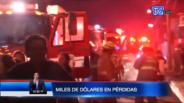 Casas destruidas por incendio en el sur de Guayaquil