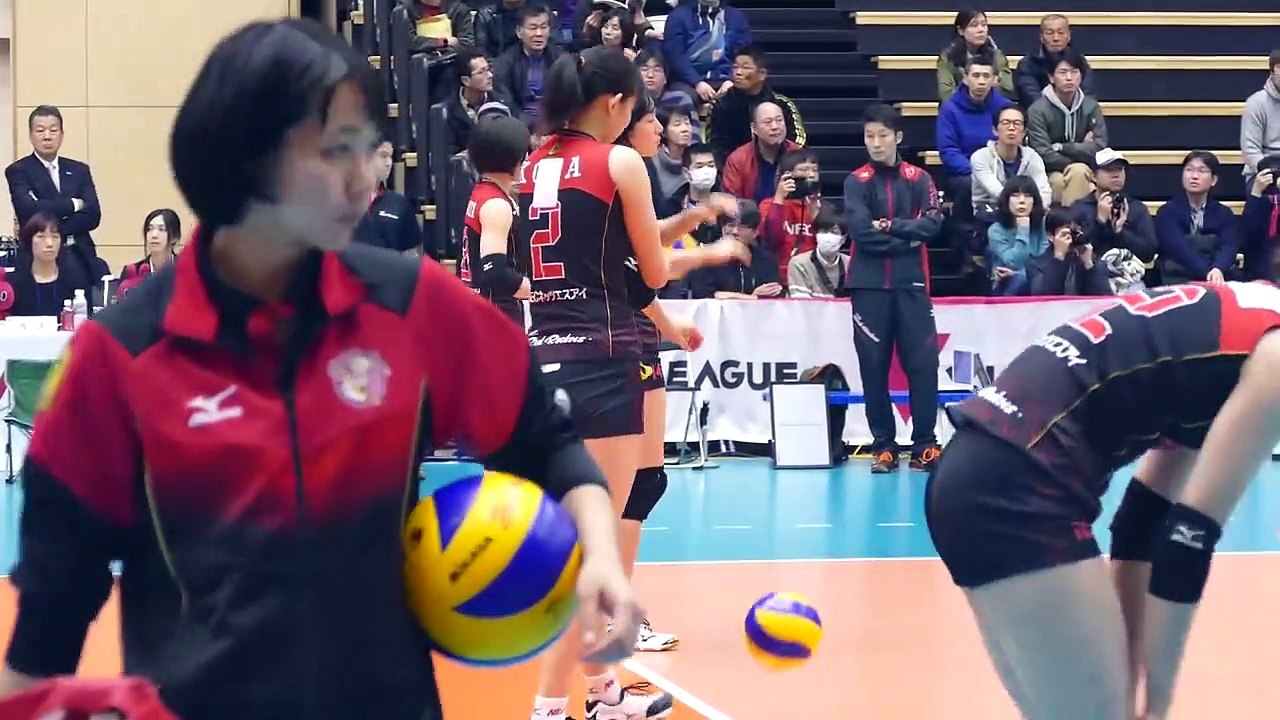 Cute female volleyball Japanese player 可愛い女子パレー　日本人選手5.11.10