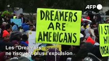 USA: la Cour suprême valide le statut de 700.000 jeunes migrants, un revers pour Trump