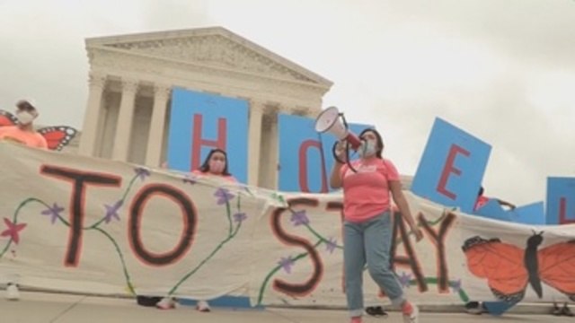 Supremo de EE.UU. protege de la deportación a soñadores en un revés a Trump