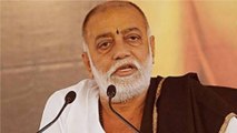 BJP leader tries to attack Ram Katha preacher Morari Bapu