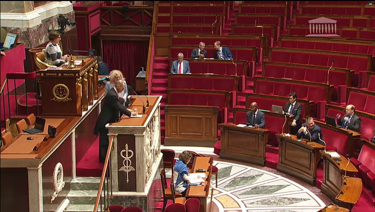 3ème séance : Instauration d’une garantie salaire-formation au service de la transition écologique et sociale de l’économie (suite) ; Accès aux masques gratuit (proposition de résolution) - Jeudi 18 juin 2020