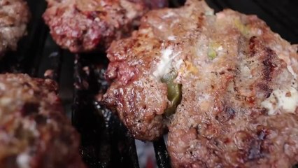 La hamburguesa SÚPER GORDA rellena de queso  - Chef Luisillo _