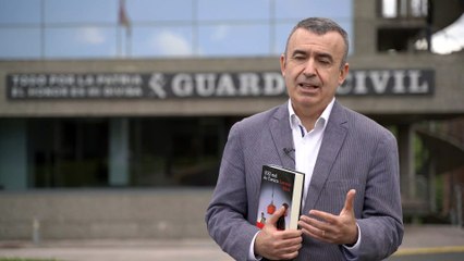 Lorenzo Silva: "El olvido puede ser terapéutico, la desmemoria es un esfuerzo por borrar el pasado"