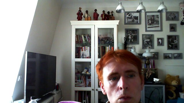 Wiwi égratigne she's jivin'