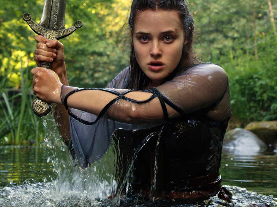 'Cursed - Die Auserwählte': Teaser zur packenden König-Artus-Serie