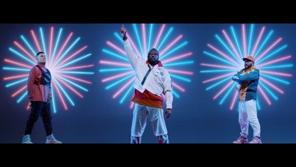 Black Eyed Peas - FEEL THE BEAT