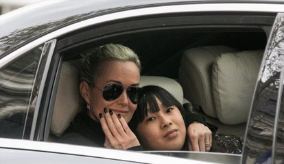 Jade, la fille adoptive de Johnny Hallyday, rend hommage à son père