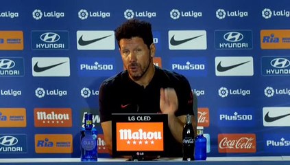 Simeone: "Llorente en su vida se imaginó poder jugar de delantero"