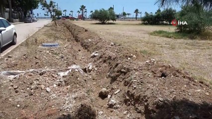 Dünyaca ünlü sahilde karavanlara çukurlu önlem