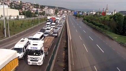 Sel sularının kapattığı D-100 Karayolu 5 saatte trafiğe açılabildi