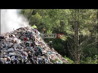 Report TV -Djegia e mbeturinave 'mbyt' Gramshin ndërhujnë forcat zjarrëfikëse