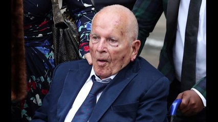 Murió a los 88 años Ian Holm, actor en “El señor de los anillos” y “Alien”