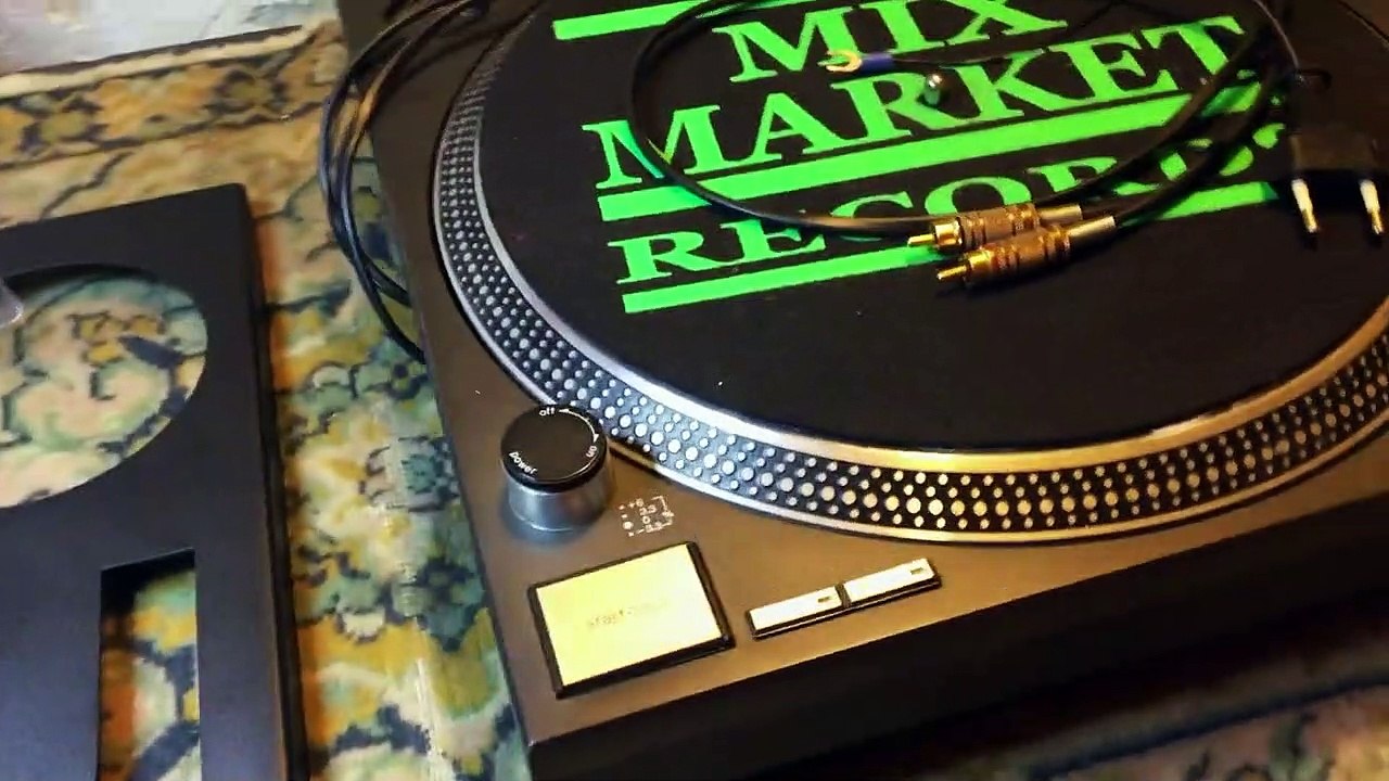 Restauro serigrafia cover di protezione del mitico storico giradischi professionale Technics SL1210MK2