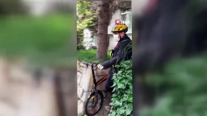 Dışişleri Bakan Yardımcısı Faruk Kaymakcı işe bisikletle gitti