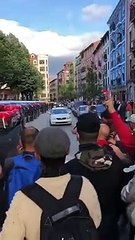 ANTIFAS ACOSAN A SIMPATIZANTES DE VOX