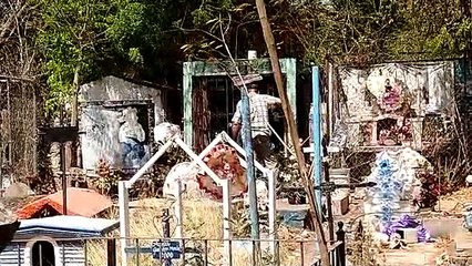 Exhuman cadáver de desconocido que fue entregado por error a una familia